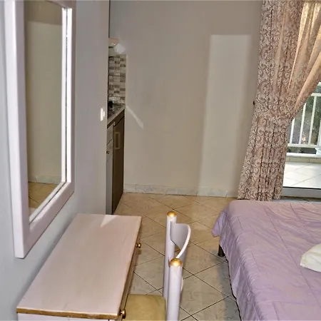 招待所 In - Lovely For 2 People In Limenaria, Only Five Minutes Away From Center