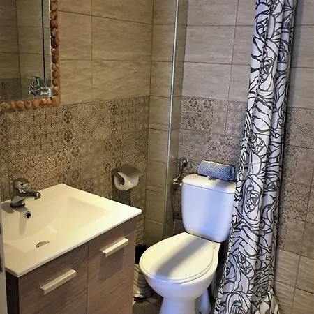 In - Lovely For 2 People In Limenaria, Only Five Minutes Away From Center 利迈纳里亚